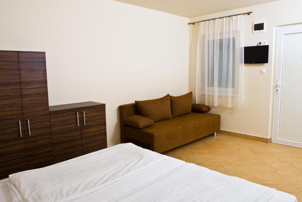 Balaton Eldorado Camping Badacsonytordemic Ruang foto
